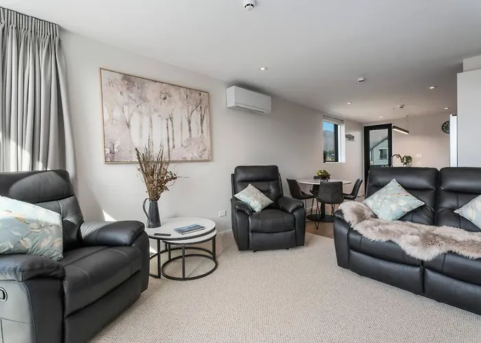 Stylish & Modern Townhouse - Your Dream Awaits 公寓